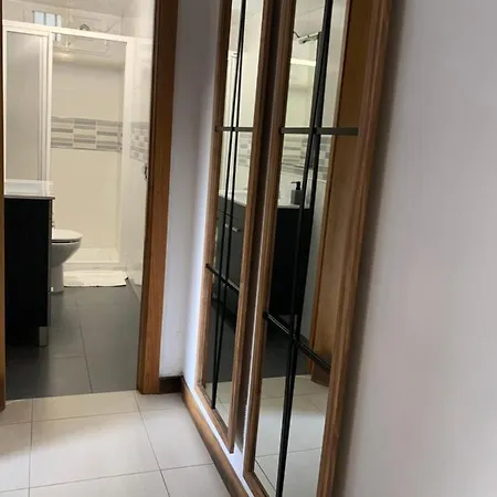 Blue House - Feel The Vibe Vigo